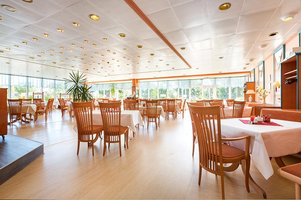 Ruegen-Hotel Sassnitz Dış mekan fotoğraf